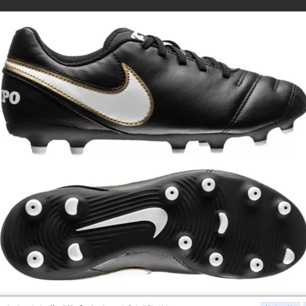 The Nike JR TIEMPO RIO III FG youth cleat size 4.5